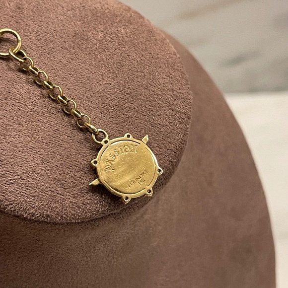 Foundrae 18K  Yellow Gold Diamond Baby Passion Medallion Pendant Necklace - Picture 5 of 7